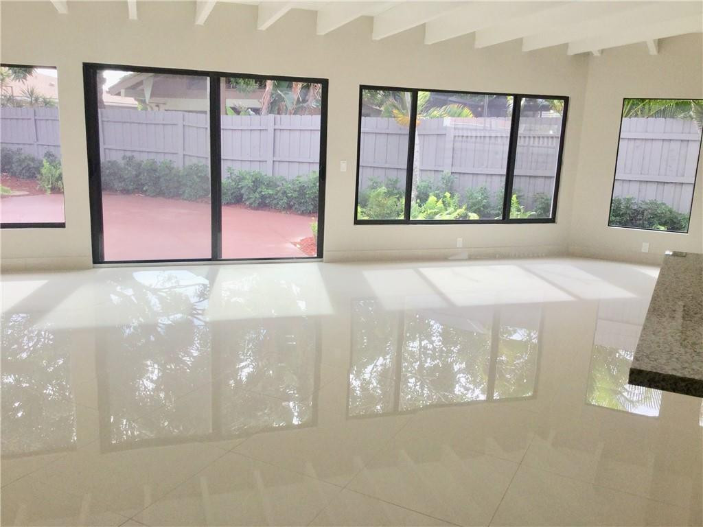 21560 Toledo Road Boca Raton, FL 33433 - Photo 14 of 26 Photo 14