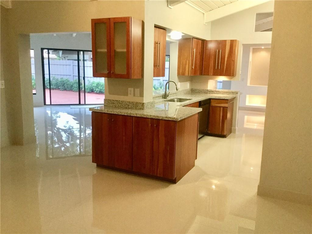 21560 Toledo Road Boca Raton, FL 33433 - Photo 9 of 26 Photo 9