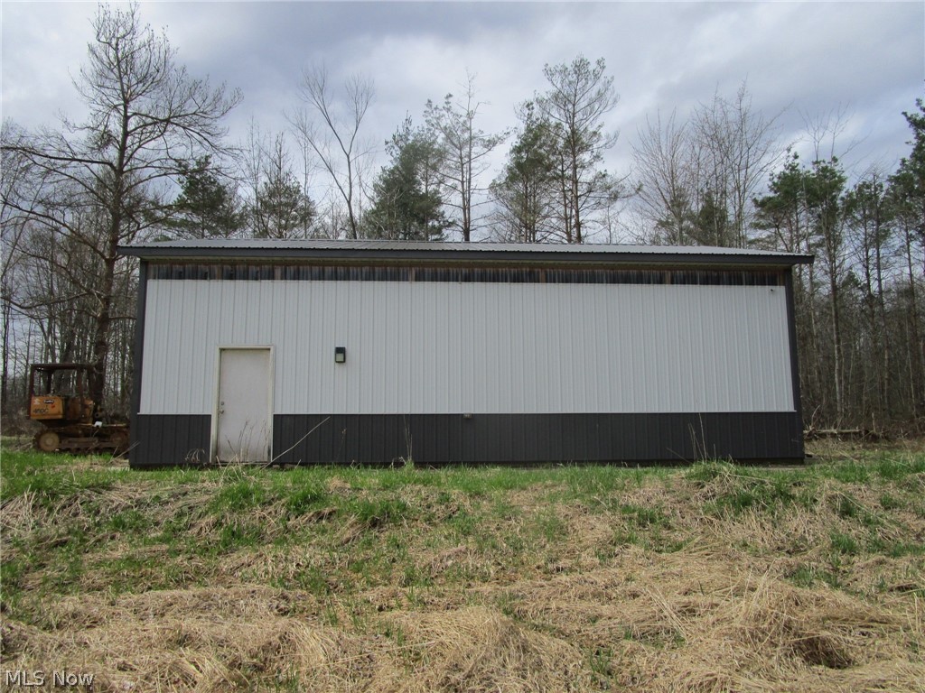 4381 Higley Road Rome, OH 44085 - Photo 11 of 41