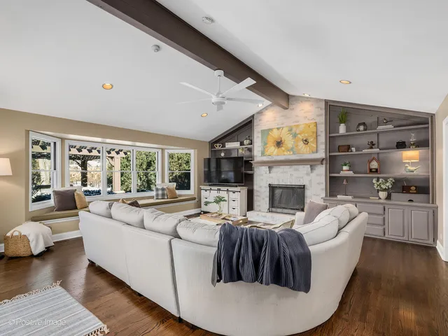 $697,000 | 23W070 Mulberry Lane, Glen Ellyn, IL 60137