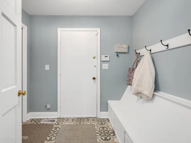 $697,000 | 23W070 Mulberry Lane, Glen Ellyn, IL 60137