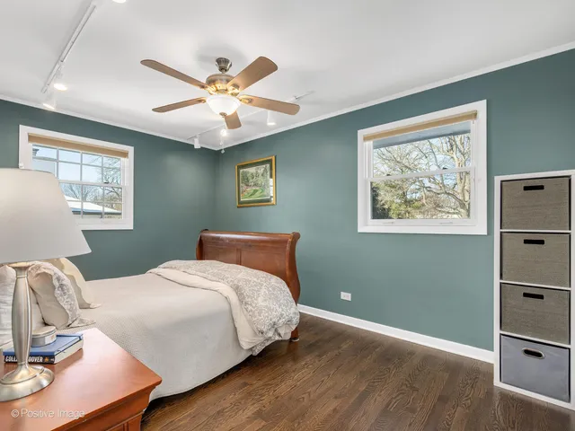 $697,000 | 23W070 Mulberry Lane, Glen Ellyn, IL 60137