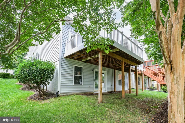 a view of outdoor space with city view