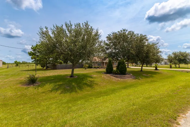 $595,000 | 1812 Settlers Ct Drive, Sealy, TX 77474