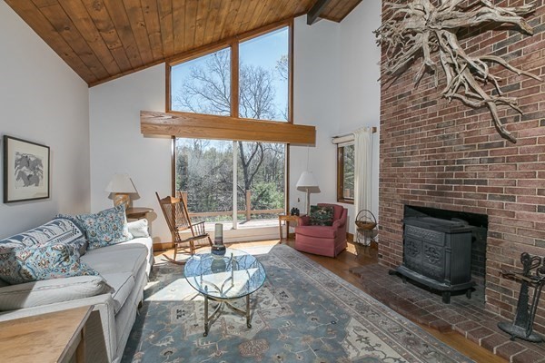 156 Middle Road Newbury, MA 01922 - Photo 4 of 31