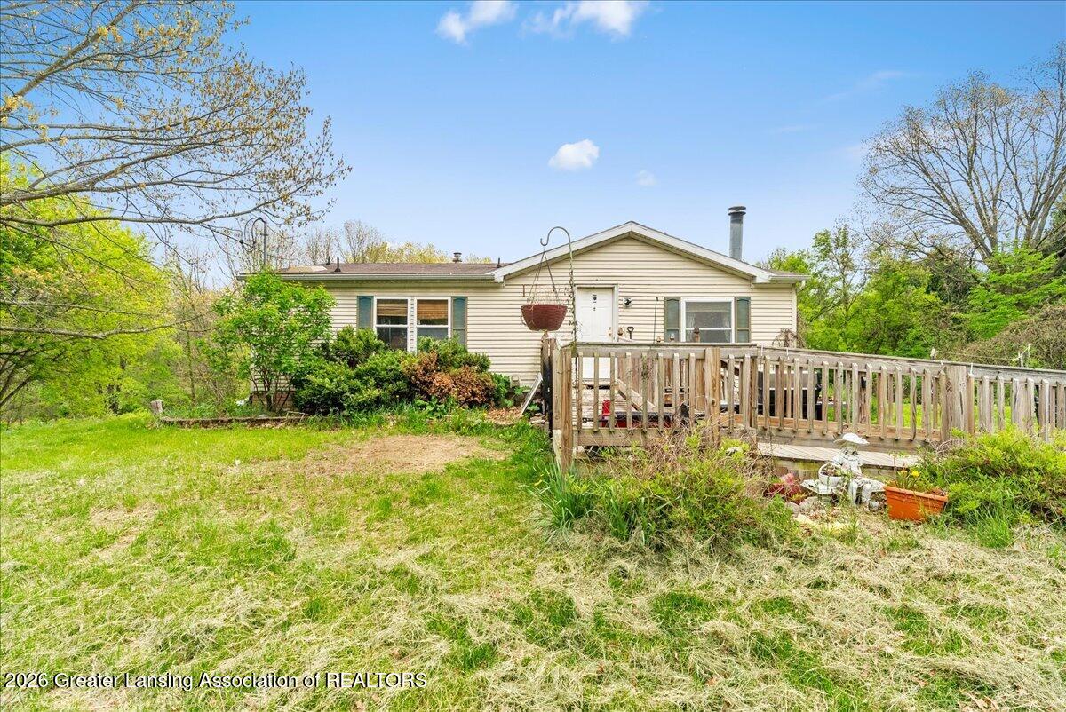 9999 Onondaga Road Onondaga, MI 49264 - Photo 2 of 35 02-Media Jett - 33