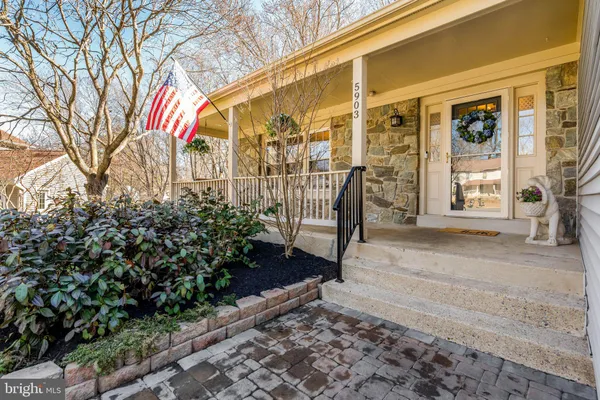 $1,035,903 | 5903 Fulton's Landing Court, Burke, VA 22015