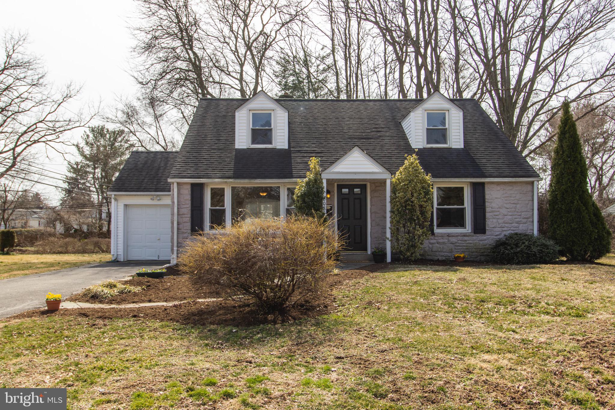 608 Burton Road Oreland, PA 19075 - Photo 1 of 30