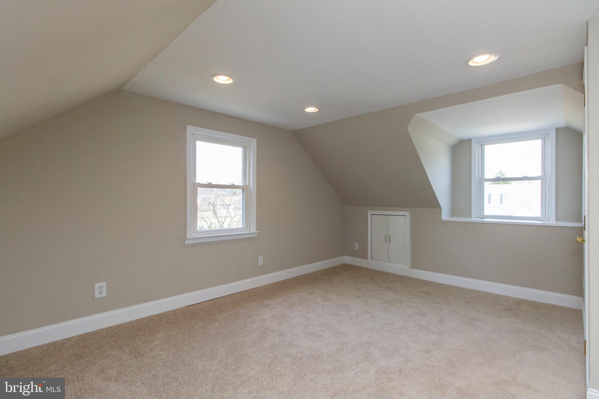 608 Burton Road Oreland, PA 19075 - Photo 18 of 30