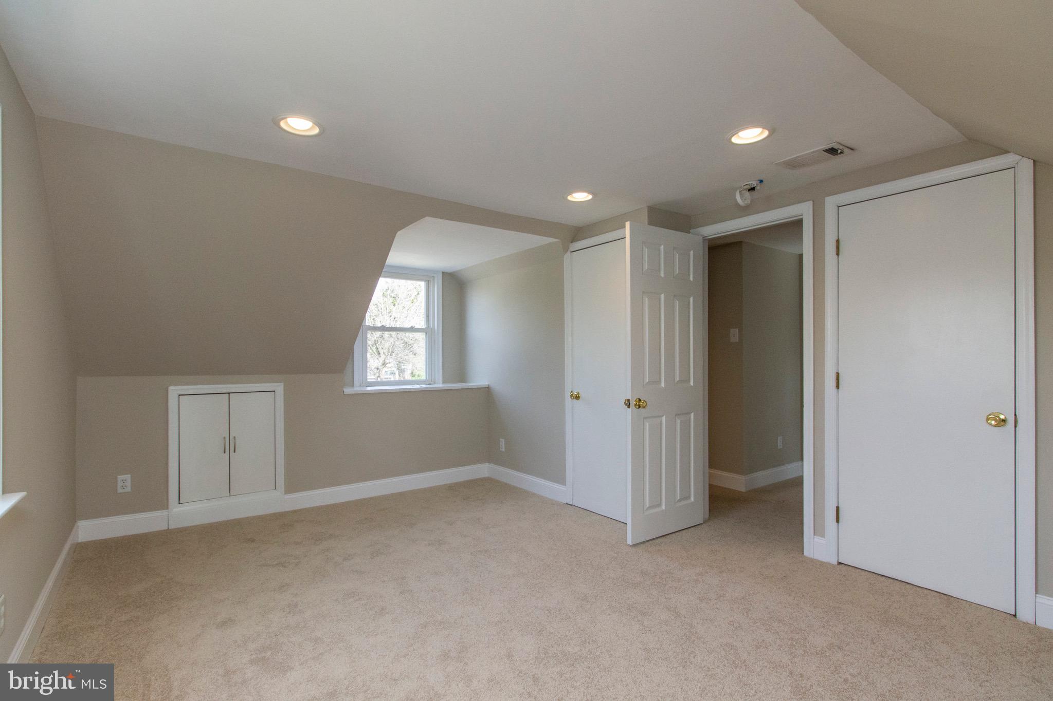 608 Burton Road Oreland, PA 19075 - Photo 19 of 30