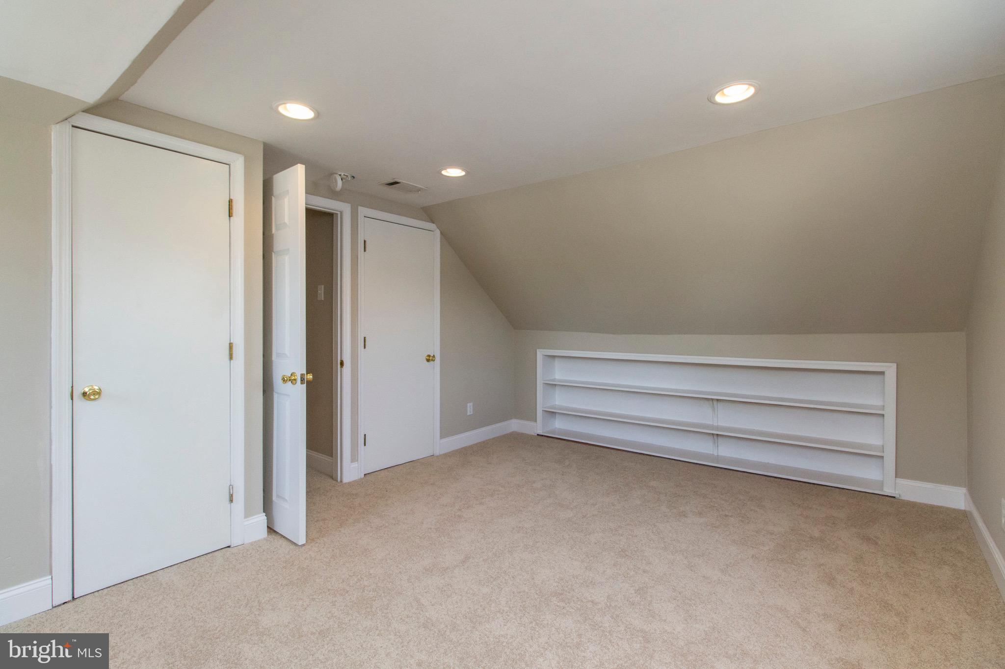 608 Burton Road Oreland, PA 19075 - Photo 20 of 30