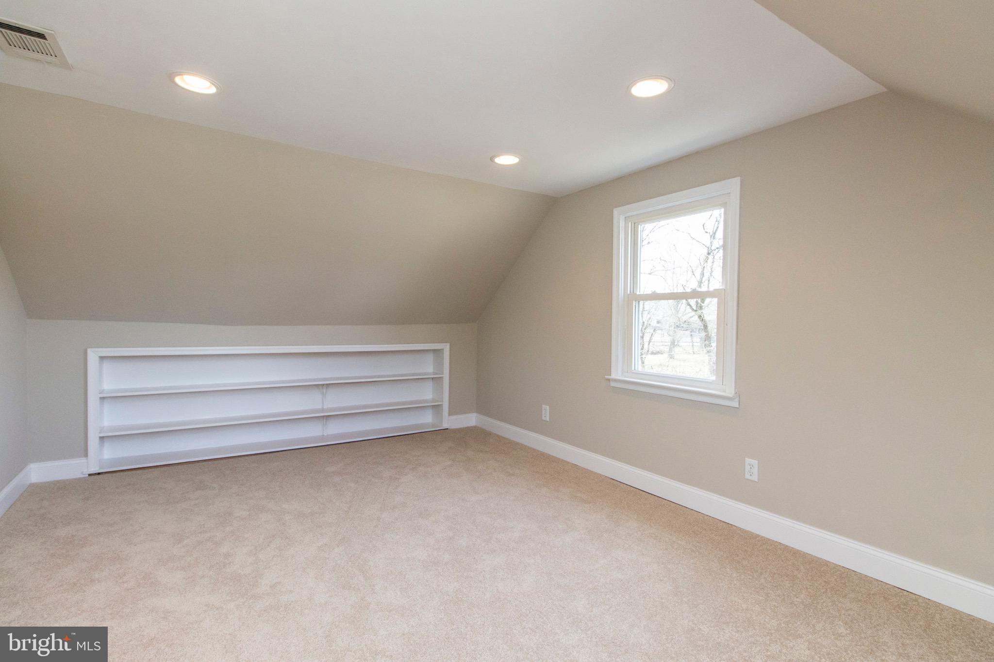 608 Burton Road Oreland, PA 19075 - Photo 21 of 30