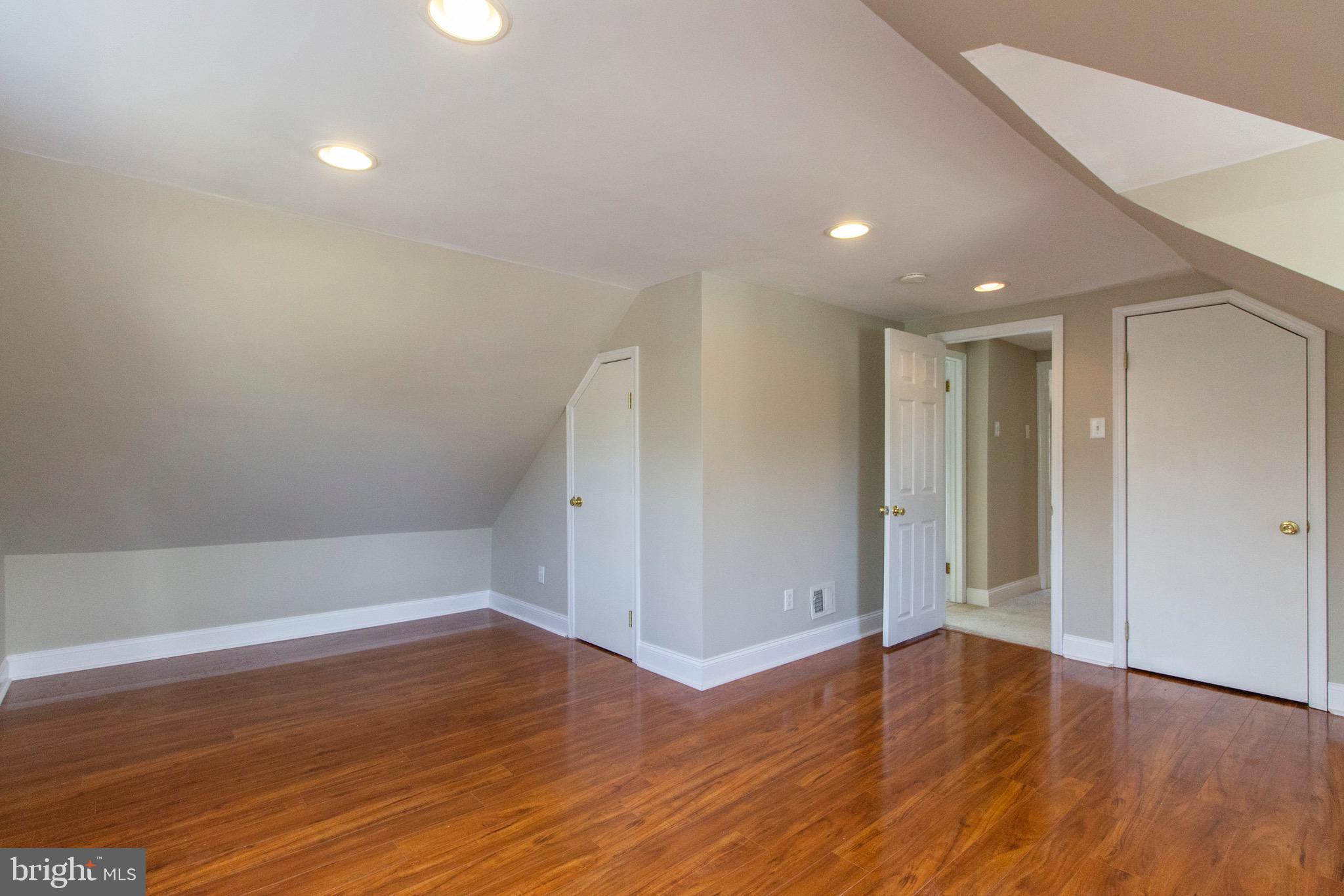 608 Burton Road Oreland, PA 19075 - Photo 23 of 30