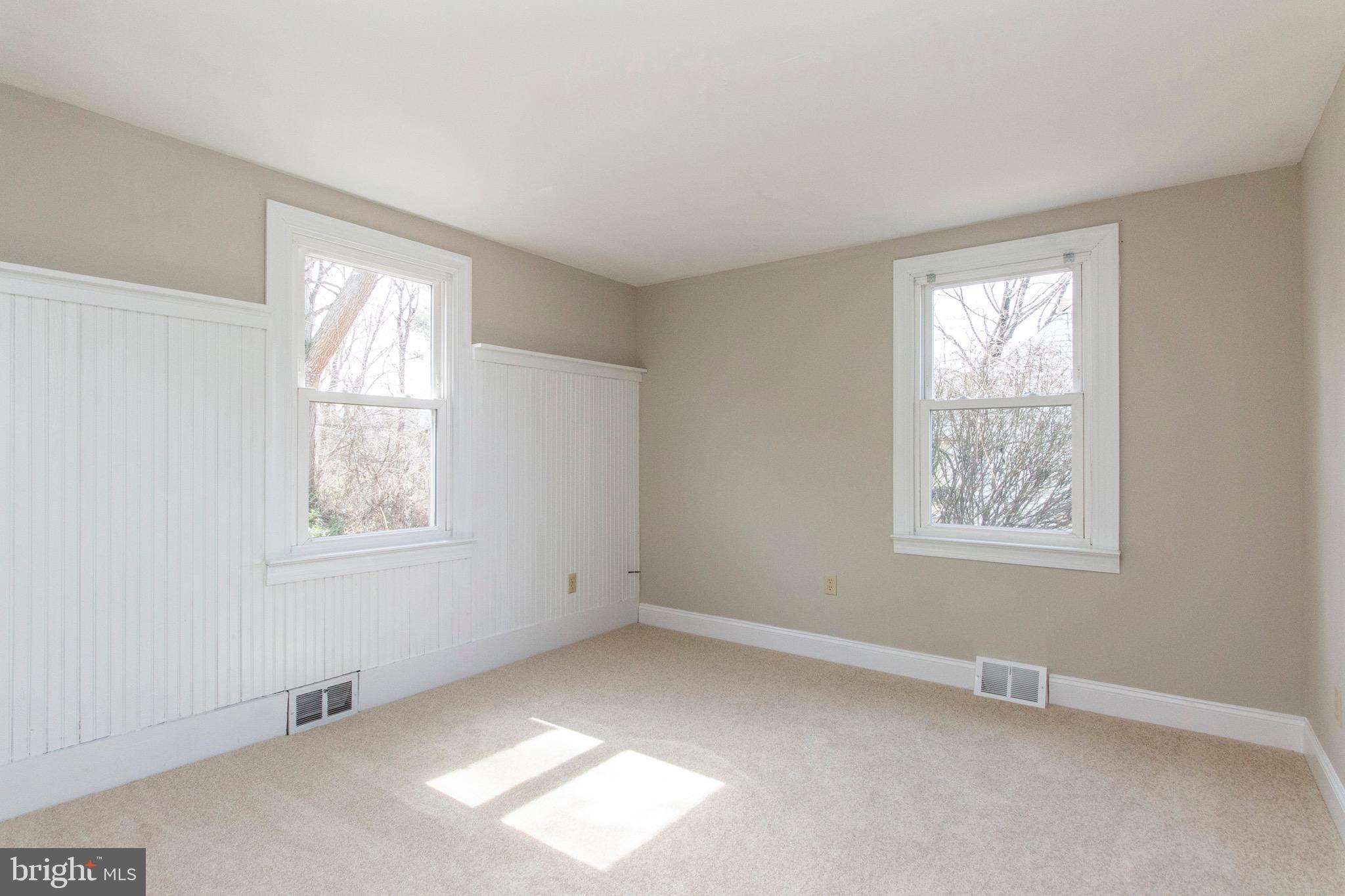 608 Burton Road Oreland, PA 19075 - Photo 10 of 30