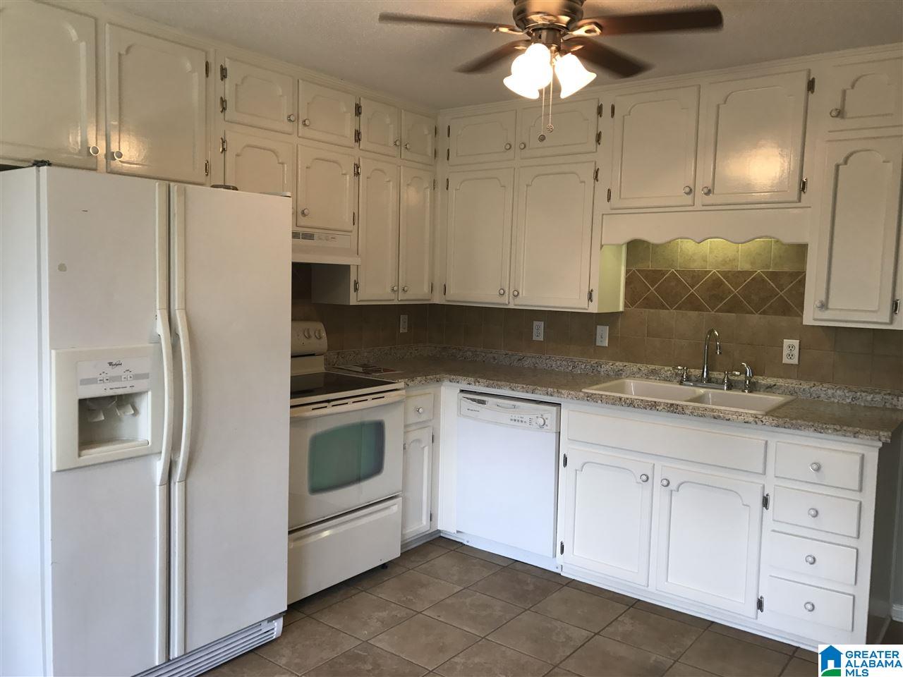 1065 Caribbean Circle Alabaster, AL 35007 - Photo 6 of 13