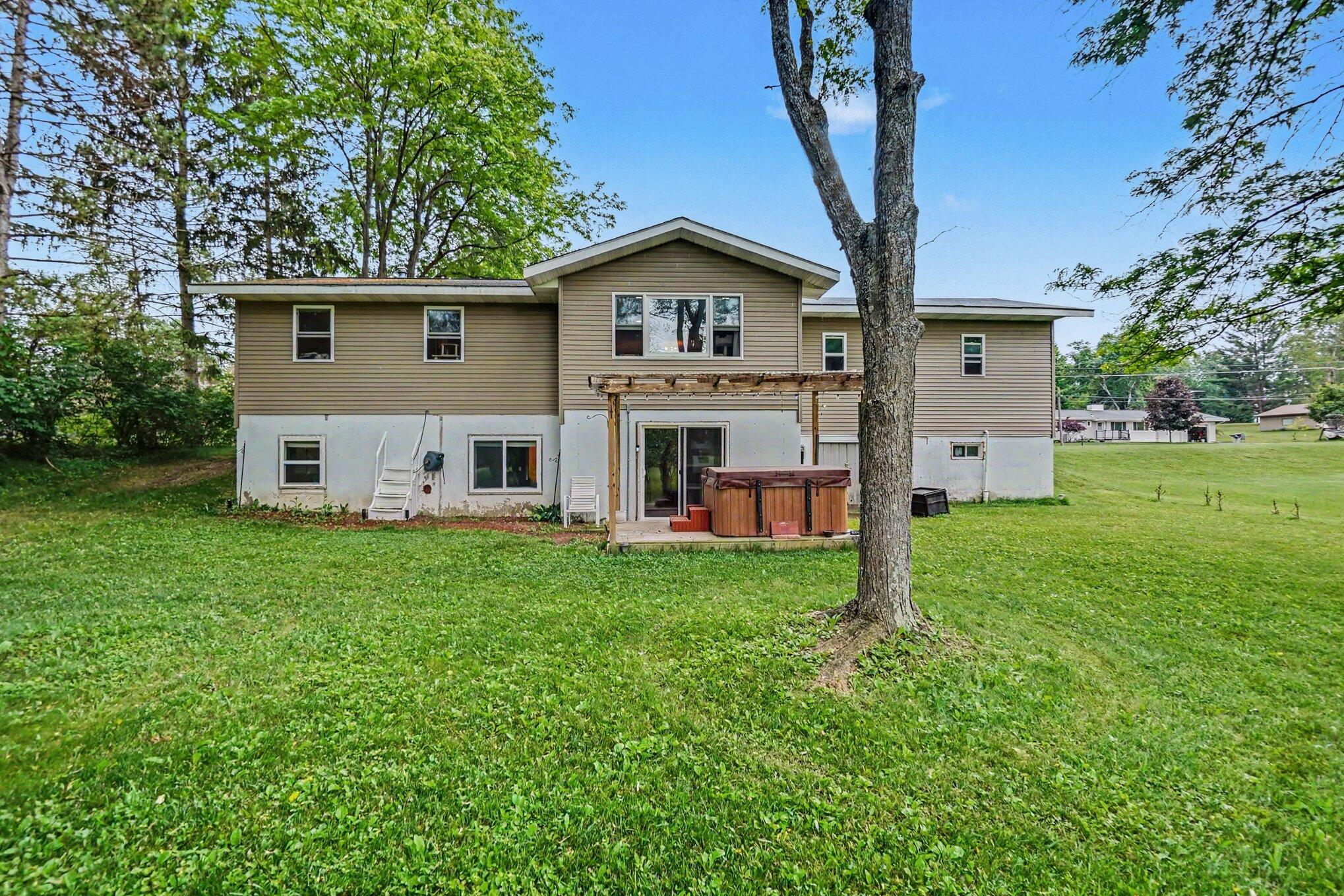 412 West Church Avenue Reed City, MI 49677 - Photo 15 of 15 015_file_3230