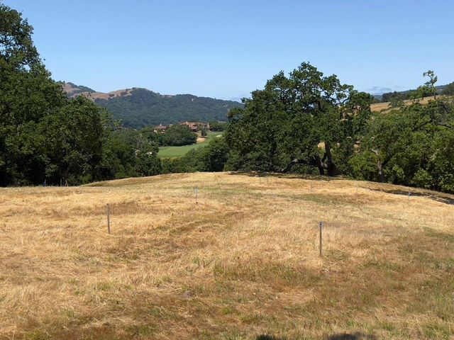 $1,875,000 | 23 East Pronghorn Run, Carmel, CA 93923