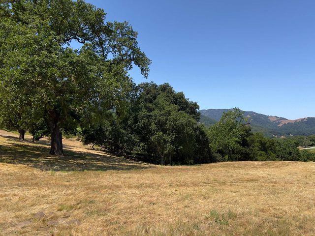 $1,875,000 | 23 East Pronghorn Run, Carmel, CA 93923