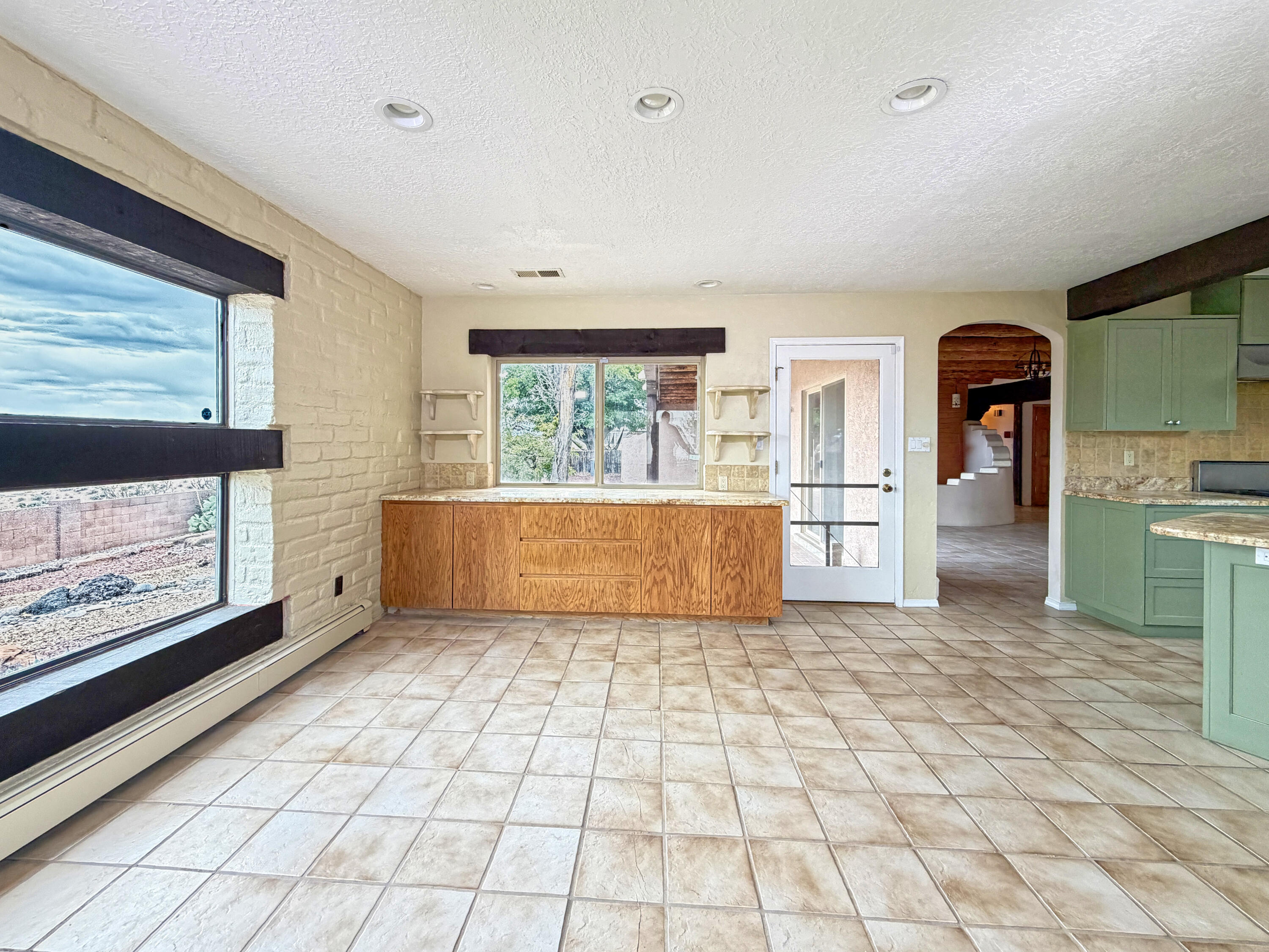 302 Villa Verde Drive Southeast Rio Rancho, NM 87124 - Photo 19 of 38 Gallery Image 19