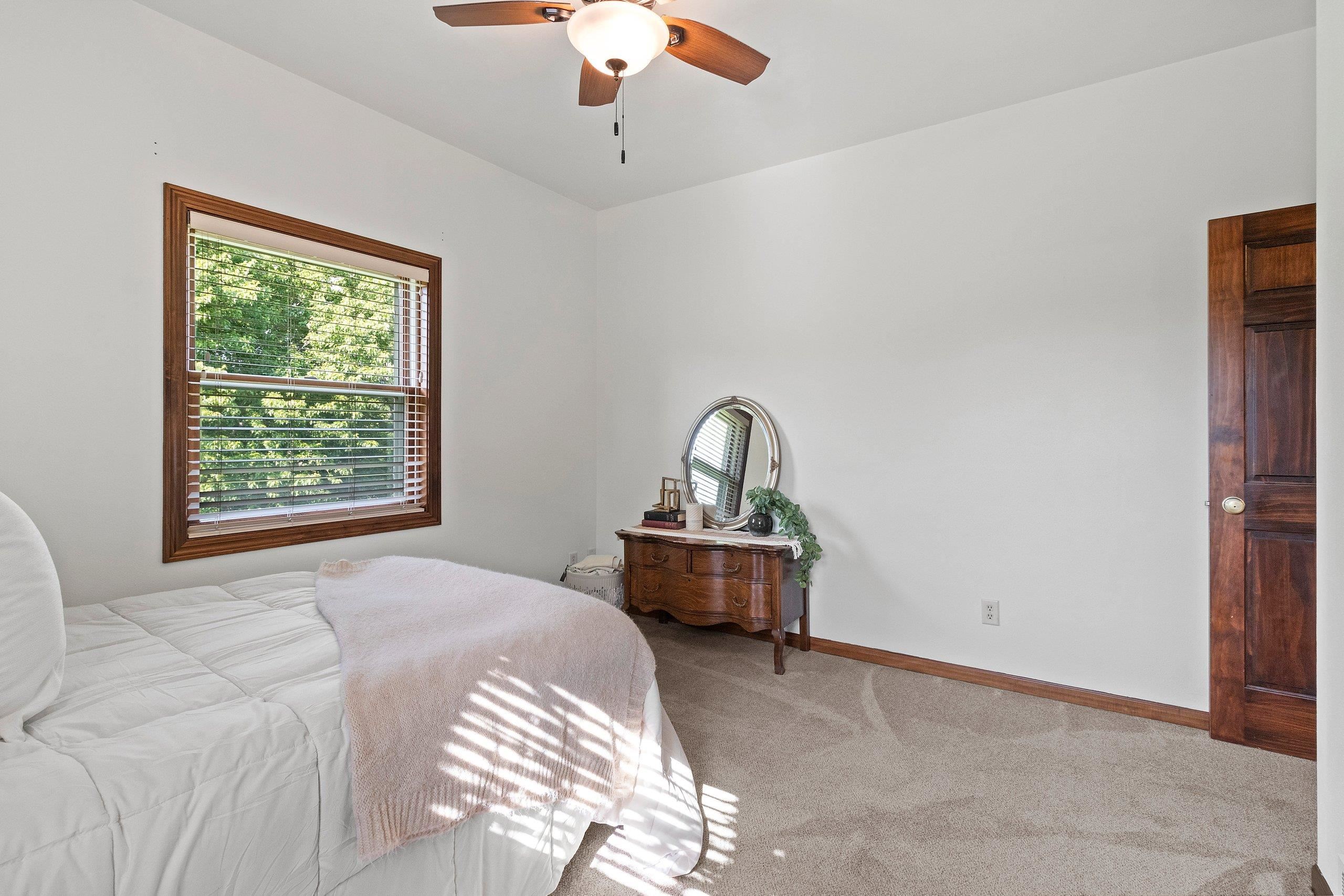 W7436 Ridgeside Drive Neenah, WI 54956 - Photo 46 of 57