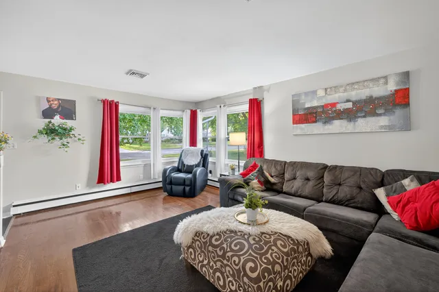 $320,000 | 4564 North 101st Street, Wauwatosa, WI 53225