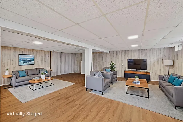 $320,000 | 4564 North 101st Street, Wauwatosa, WI 53225