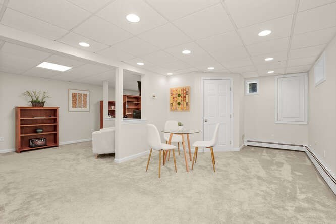 3 Summit Road Southborough, MA 01772 - Photo 29 of 41 a view of kitchen and windows