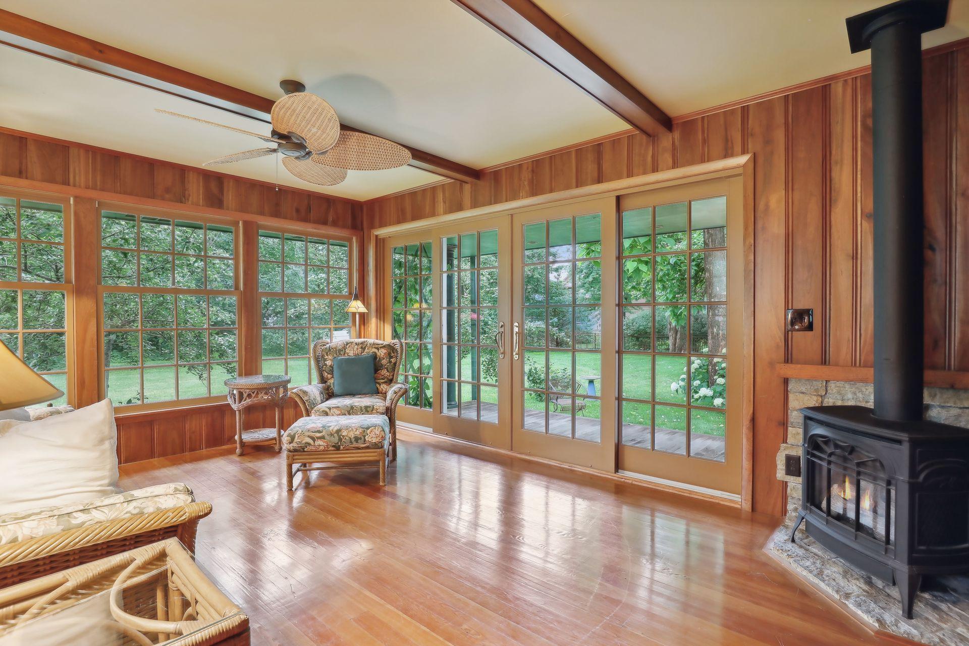 17303 Manor Road Minnetonka, MN 55345 - Photo 3 of 25