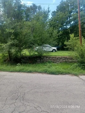 $59,995 | 10300 Norledge Avenue, Independence, MO 64053