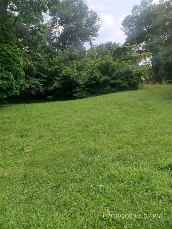 10300 Norledge Avenue Independence, MO 64053 - Photo 6 of 8