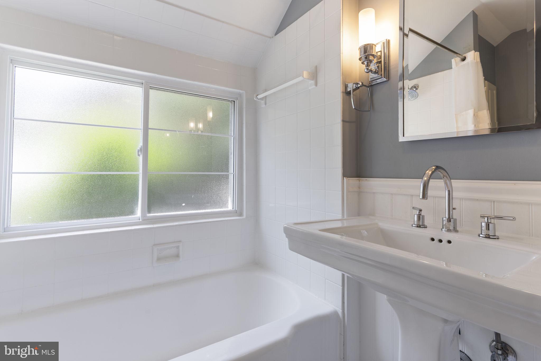 3114 Russell Road Alexandria, VA 22305 - Photo 47 of 57 Gallery Image 47