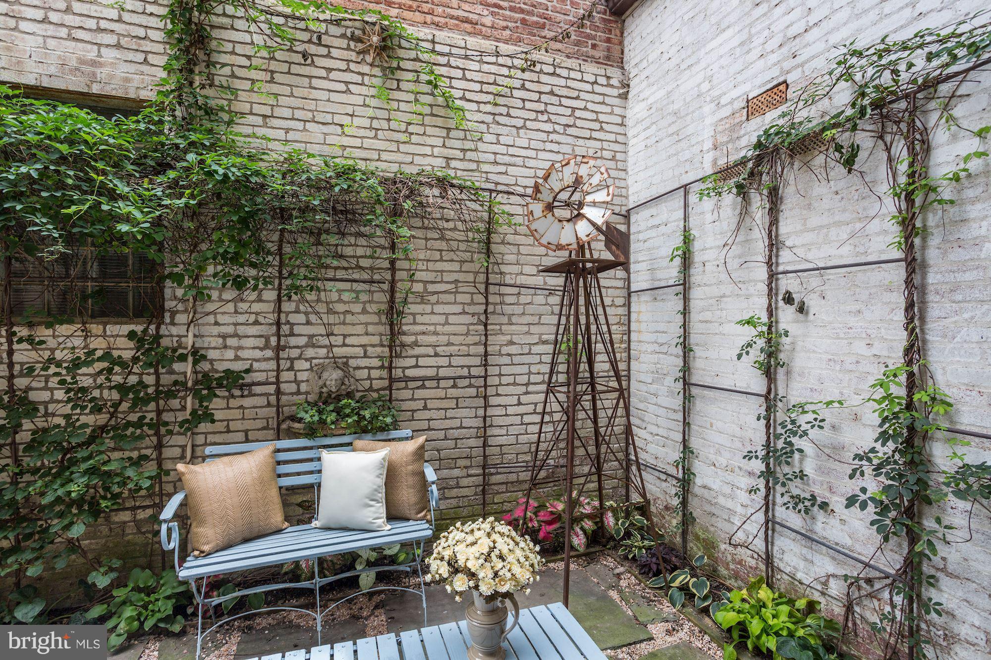 1615 21st Street Northwest Washington, DC 20009 - Photo 27 of 30 a house view with a outdoor seating