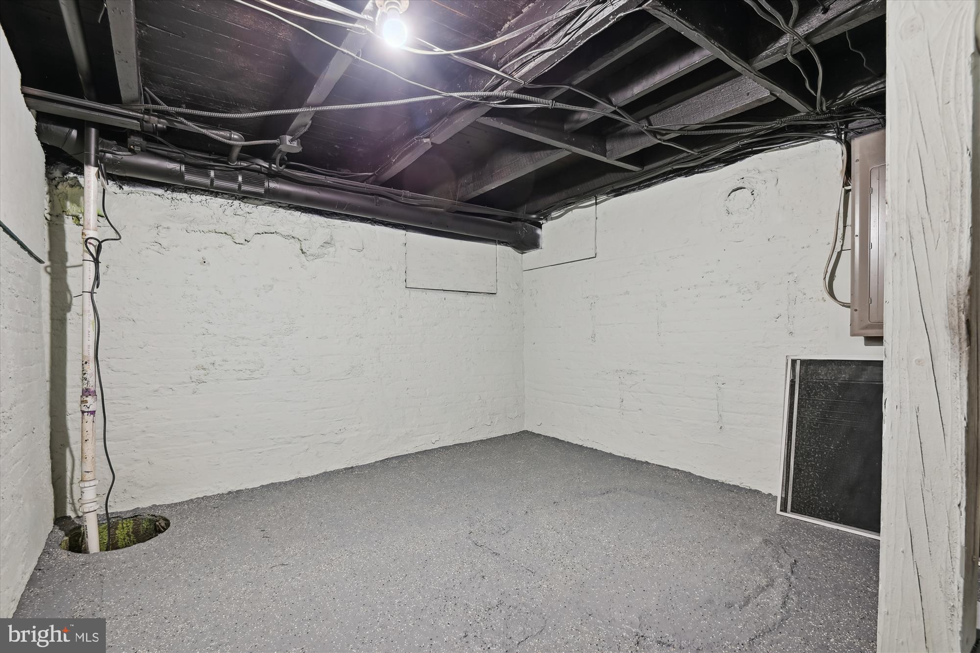 3651 Hineline Road Baltimore, MD 21229 - Photo 31 of 36 Storage/Utility