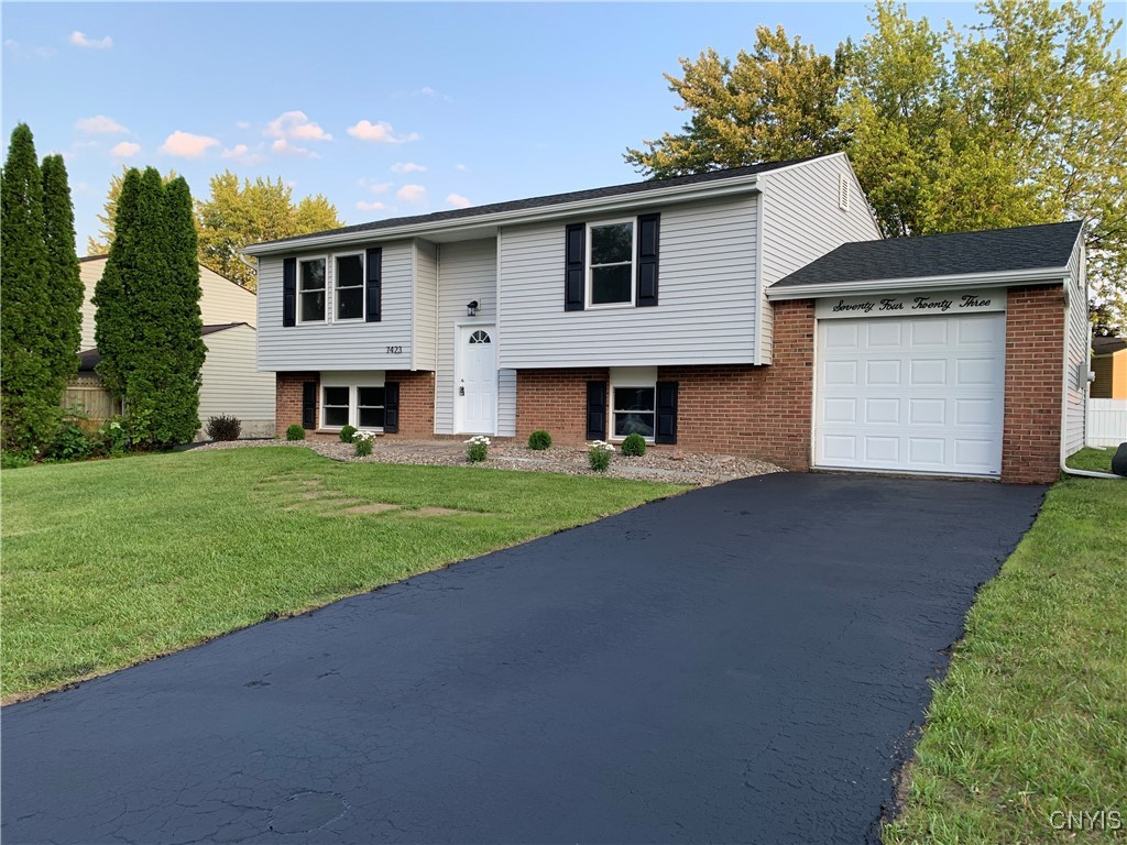 7423 Farmstead Road Liverpool, NY 13088 - Photo 1 of 1 Gallery Image 1
