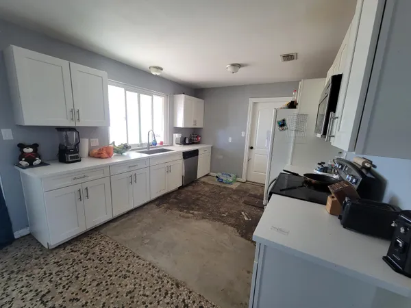 $180,000 | 1453 South Marina Drive, Thermal, CA 92274