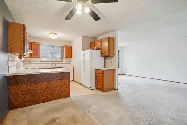 $199,900 | 13262 90th Avenue North, Maple Grove, MN 55369