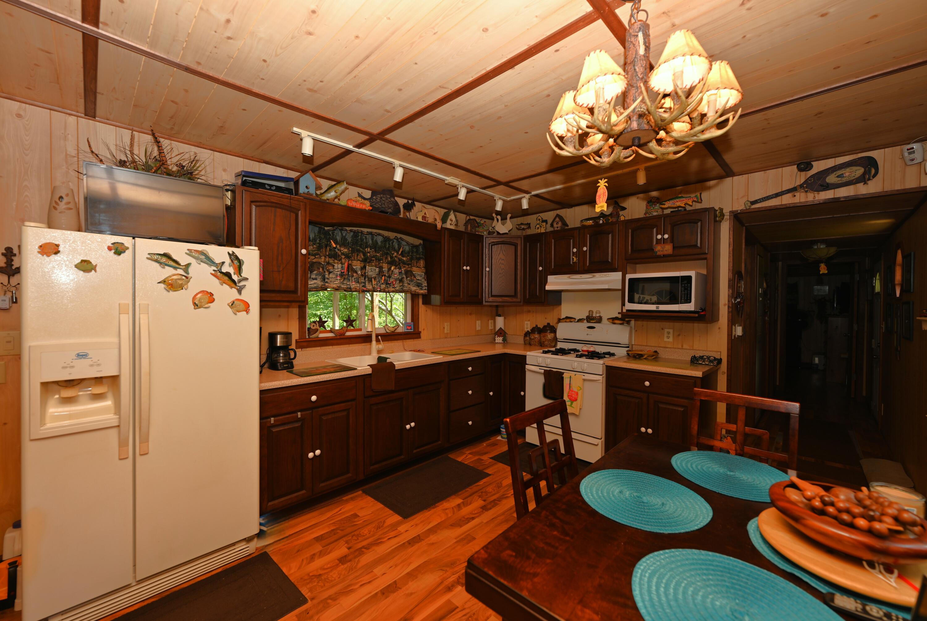 5521 East 650 North Rochester, IN 46975 - Photo 18 of 28 3000x2010