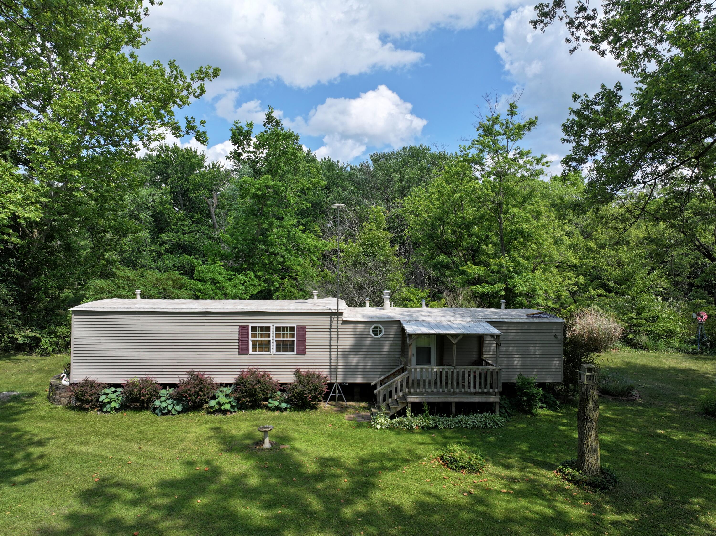 5521 East 650 North Rochester, IN 46975 - Photo 3 of 28 3000x2247