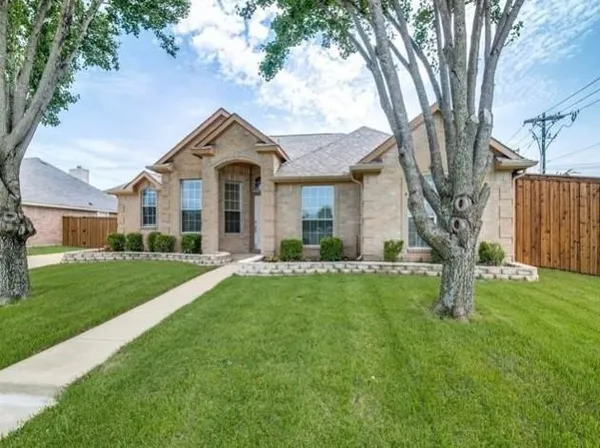 $325,000 | 7102 Bellaire Lane, Rowlett, TX 75089