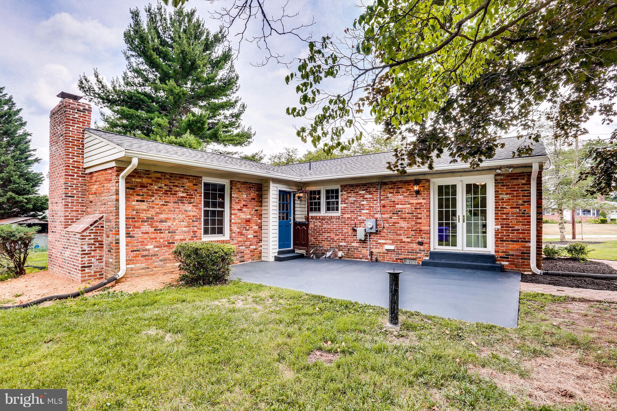 15407 Rowland Lane Silver Spring, MD 20905 - Photo 27 of 29 front view of a house with yard