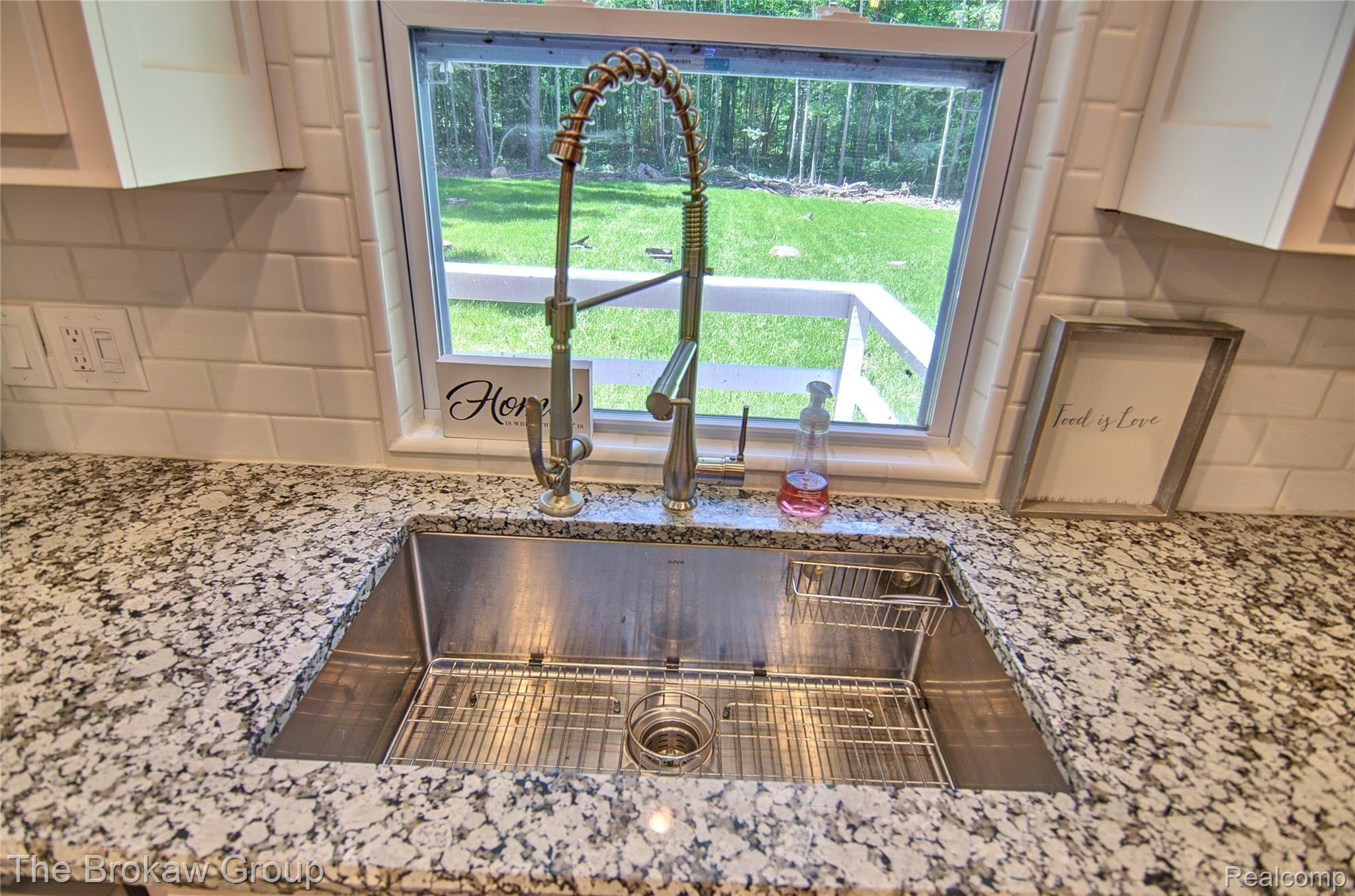 1567 East Burnside Road North Branch, MI 48461 - Photo 30 of 61 _DSC0808_09_10.jpg
