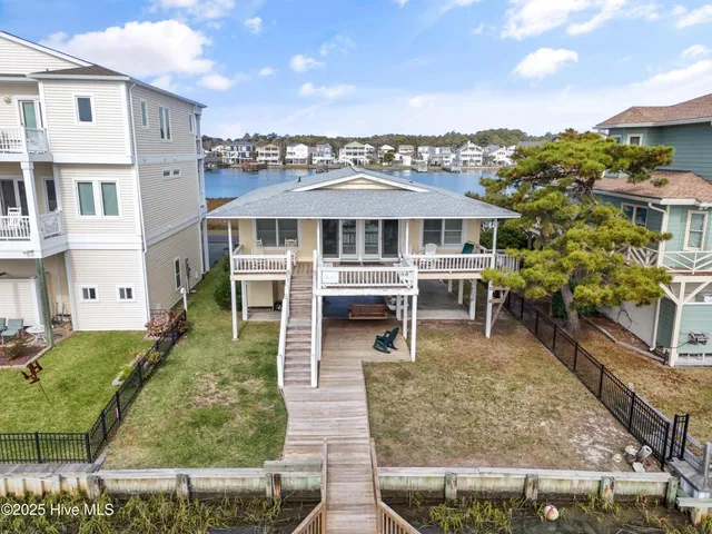 $975,000 | 183 High Point Street, Holden Beach, NC 28462