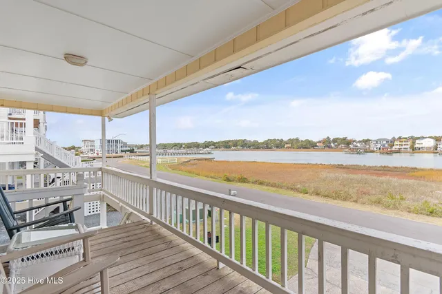 $975,000 | 183 High Point Street, Holden Beach, NC 28462