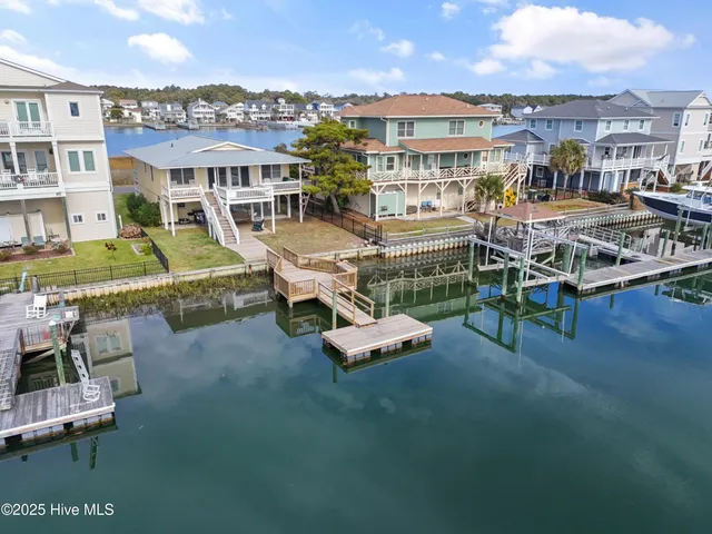$975,000 | 183 High Point Street, Holden Beach, NC 28462