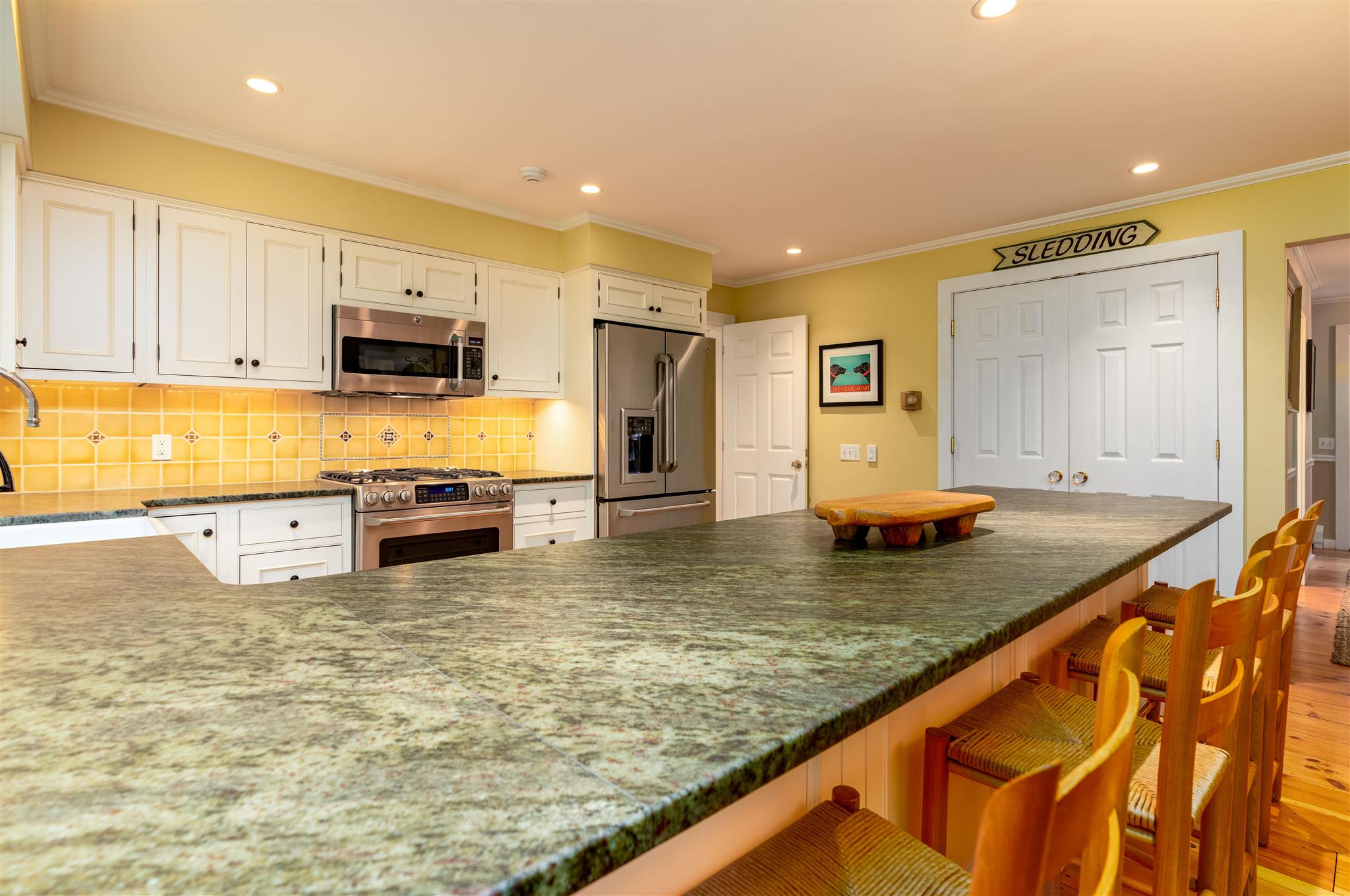 471 Houston Farm Road Stowe, VT 05672 - Photo 8 of 40 Gallery Image 8