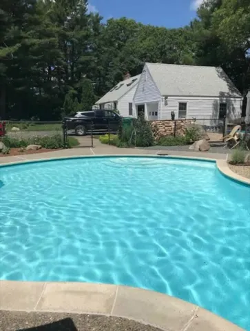 $649,900 | 10 Standish Way, Lynn, MA 01904