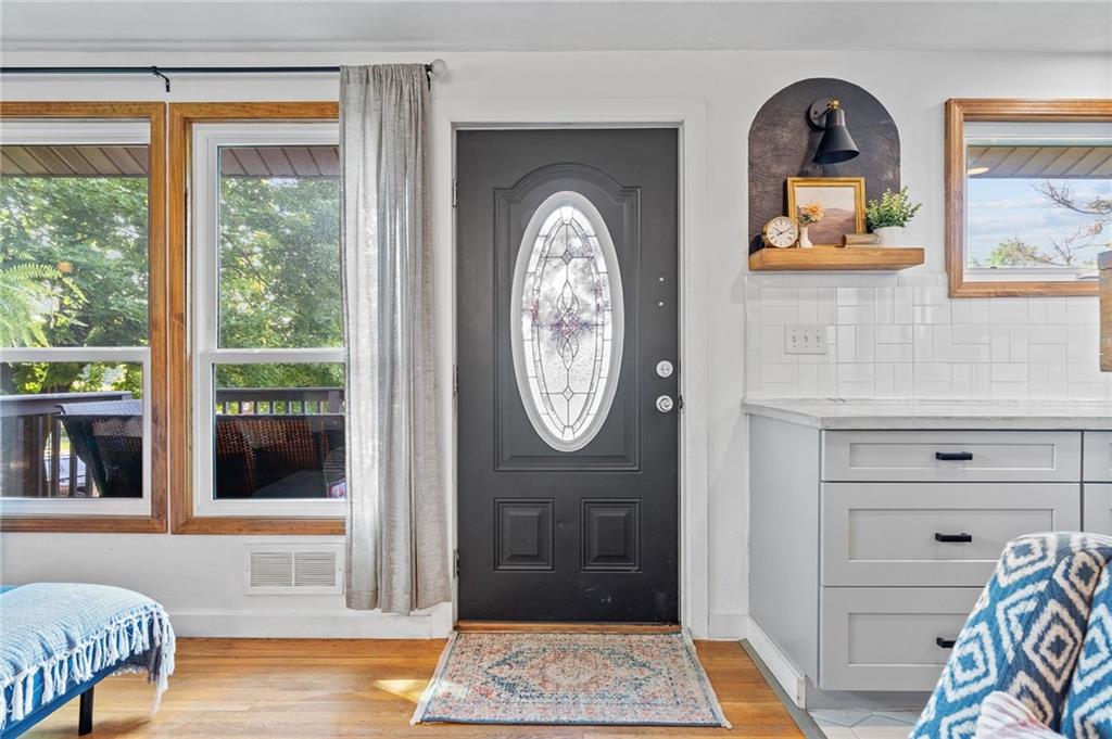 280 Ewings Mill Road Coraopolis, PA 15108 - Photo 5 of 44 Gallery Image 5