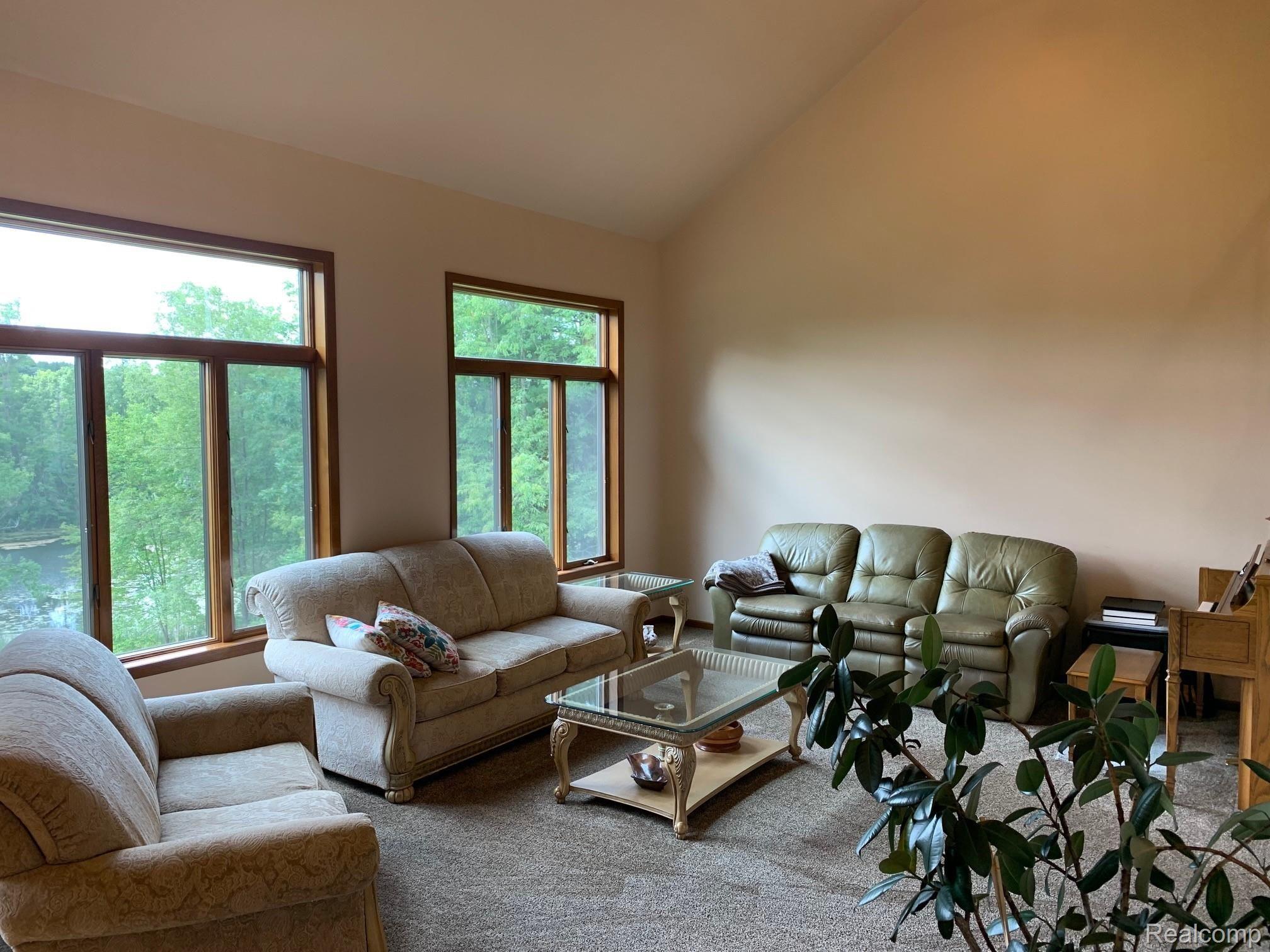 4107 Davison Road Lapeer, MI 48446 - Photo 11 of 33 IMG_8212.jpg