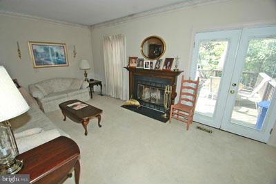 28 Robin Ridge Court Baltimore, MD 21234 - Photo 4 of 13 Living Room