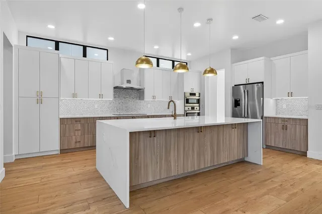 $1,099,900 | 4555 26th Avenue South, St. Petersburg, FL 33711